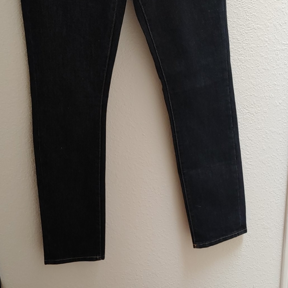 SOLD 4/$25 Aeropostale skinny jeans (size 28/32) - Picture 4 of 6